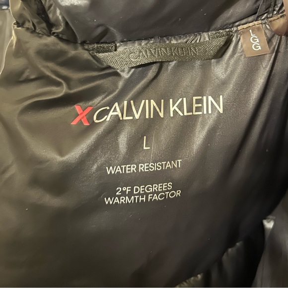 Calvin Klein Men’s High Shine Hooded Puffer Jacket - Picture 6 of 6